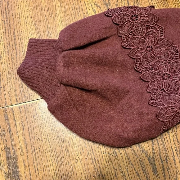 Wit & Wisdom Crochet Inset Blouson Sleeve Pullover - Picture 5 of 6